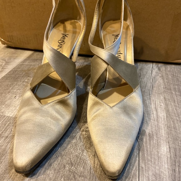 YSL heels! - Picture 2 of 2